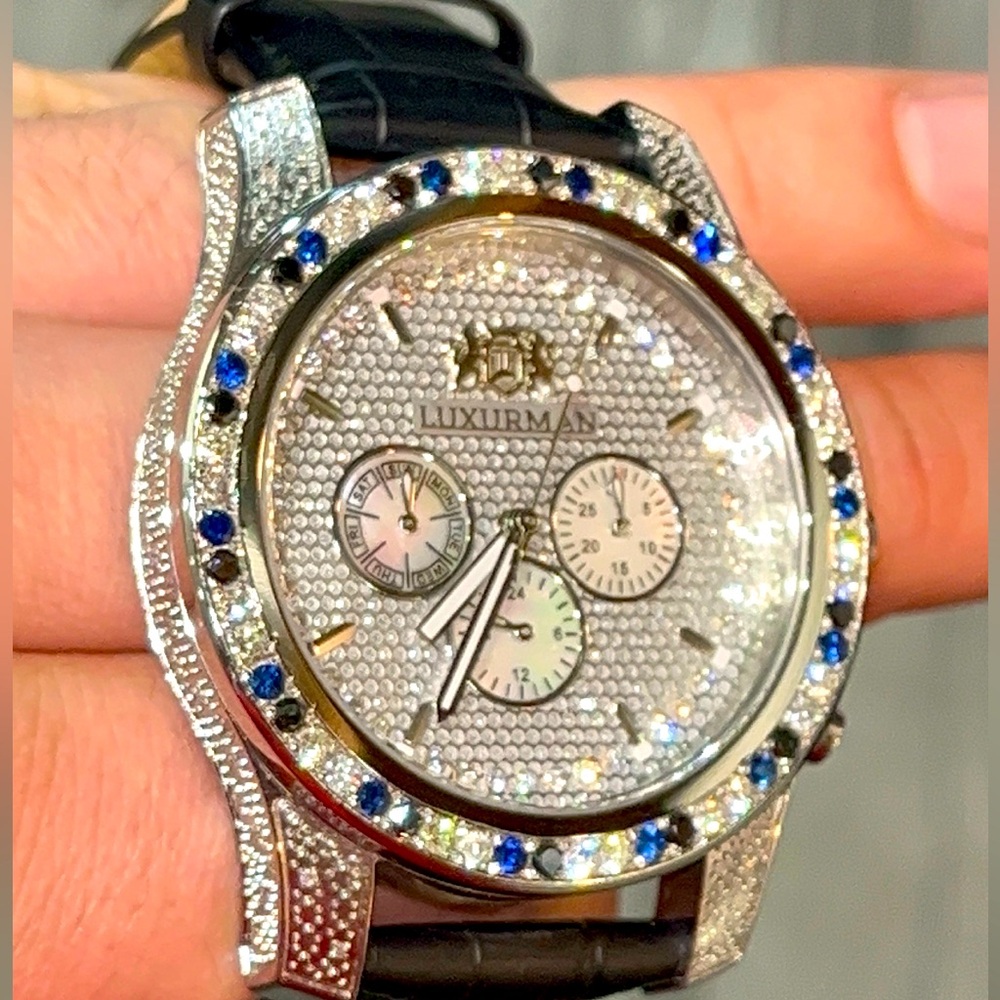 Men’s Luxurman Diamond & Sapphire Diamond Watch 2.50 caratss